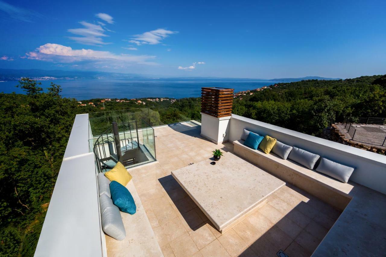 Villa Altavista - Seaview & Relax With Heated Pool & Minigolf Οπατία Εξωτερικό φωτογραφία