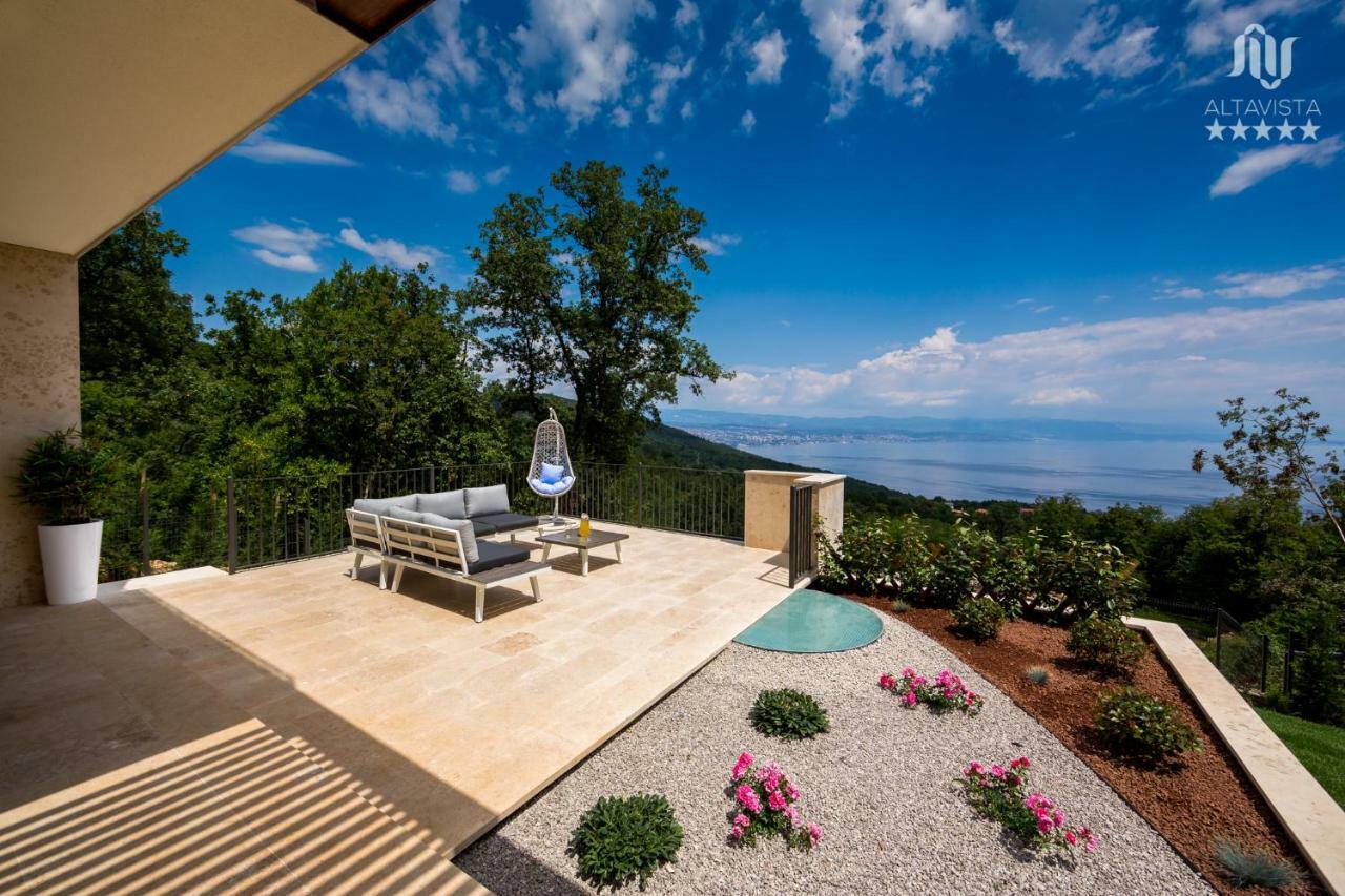 Villa Altavista - Seaview & Relax With Heated Pool & Minigolf Οπατία Εξωτερικό φωτογραφία