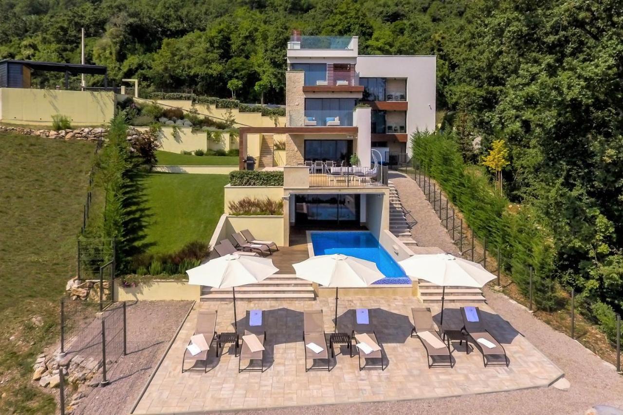 Villa Altavista - Seaview & Relax With Heated Pool & Minigolf Οπατία Εξωτερικό φωτογραφία